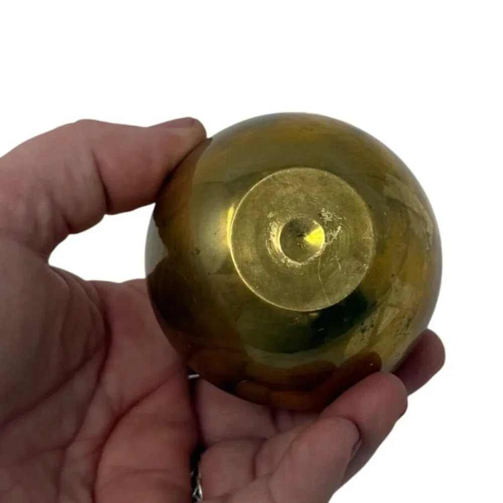 Vintage‎ Solid Brass Apple Figurine Paperweight 3.25